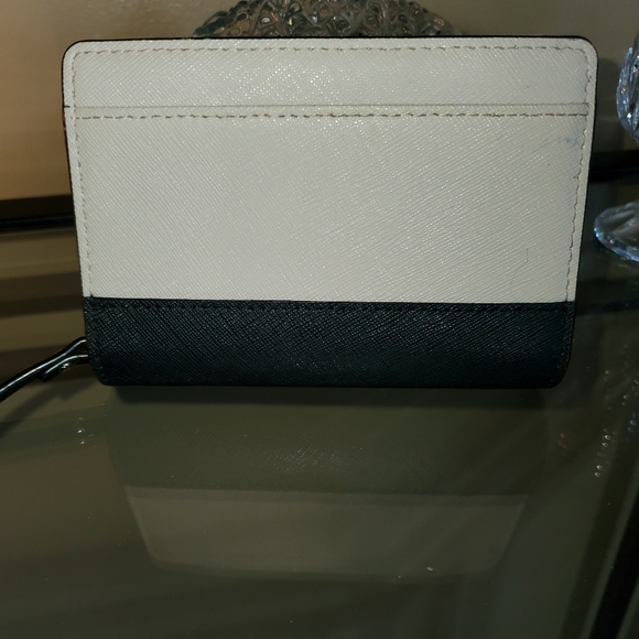 Kate Spade wallet - Picture 5 of 10